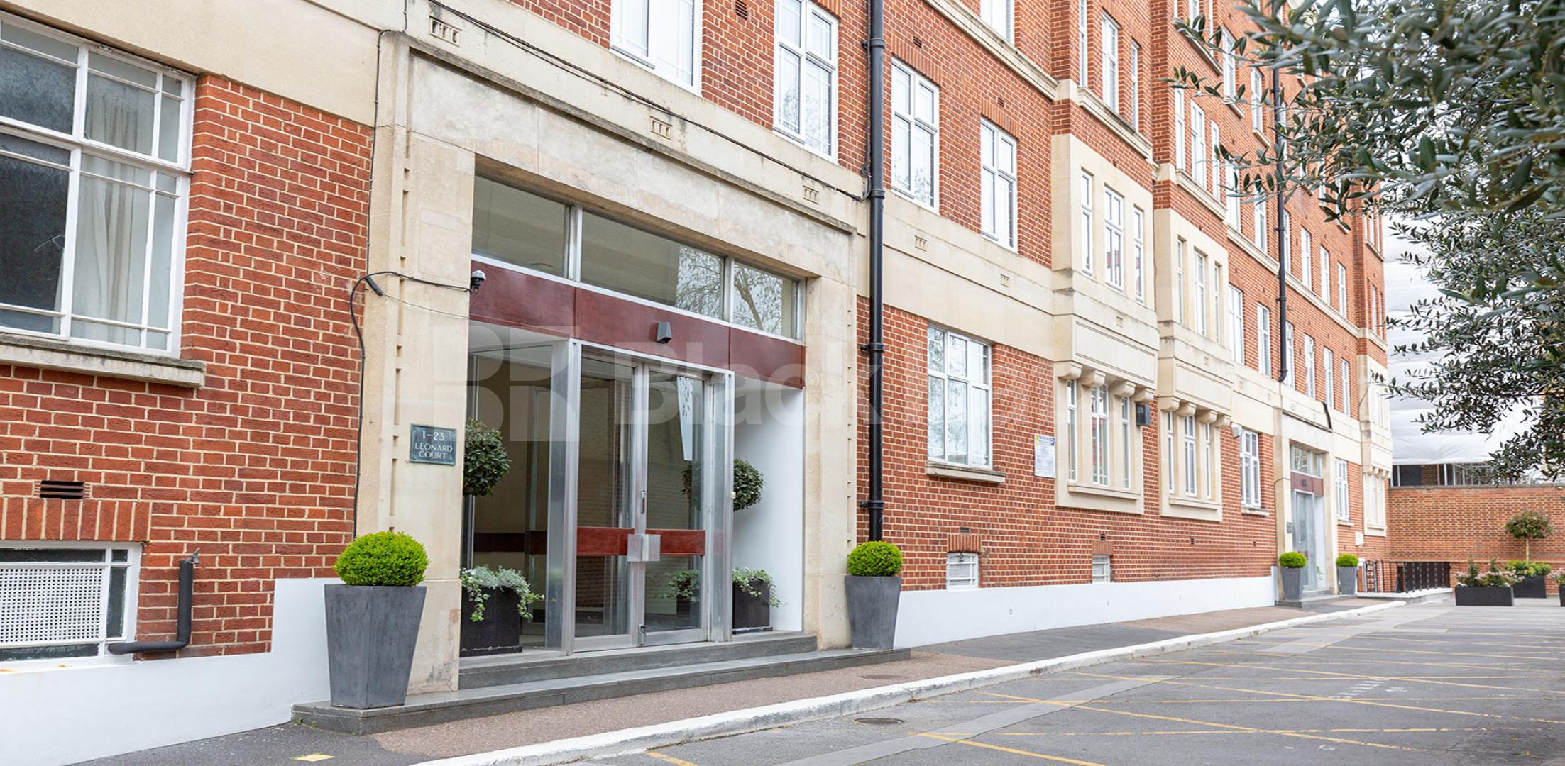 			Studio Apartment, 1 bath, 1 reception Apartment			 Edwardes Square , KENSINGTON 